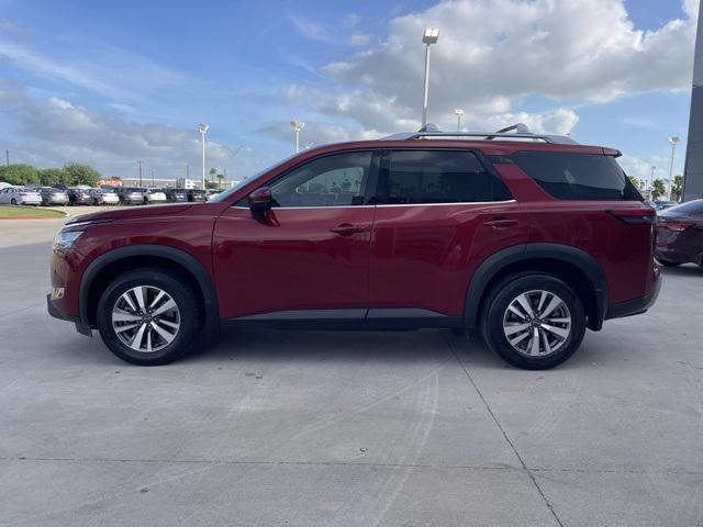 2023 Nissan Pathfinder SL FWD