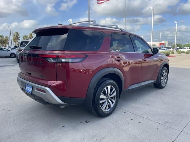 2023 Nissan Pathfinder SL FWD