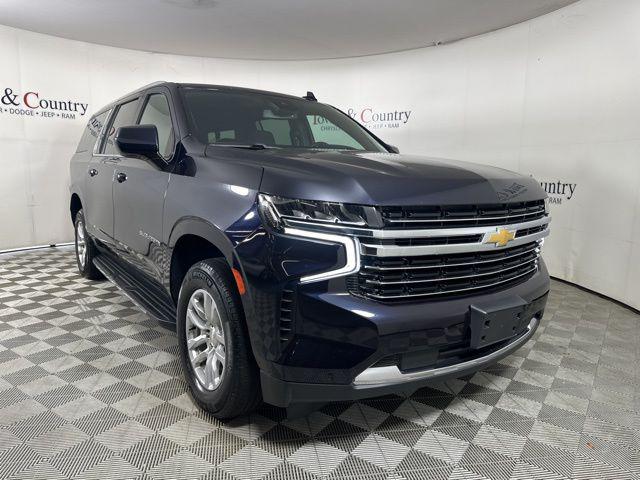 2023 Chevrolet Suburban 4WD LT