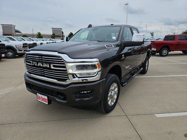 2024 RAM 2500 Laramie Crew Cab 4x4 64 Box
