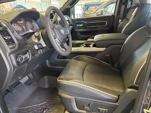 2025 RAM 2500 Laramie Crew Cab 4x4 64 Box