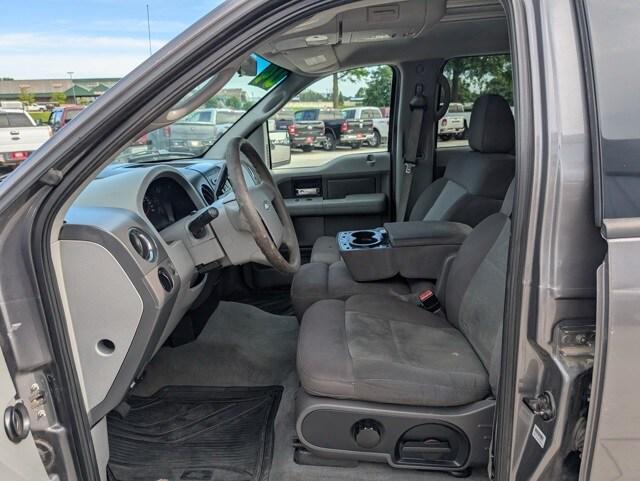 2004 Ford F-150 XLT