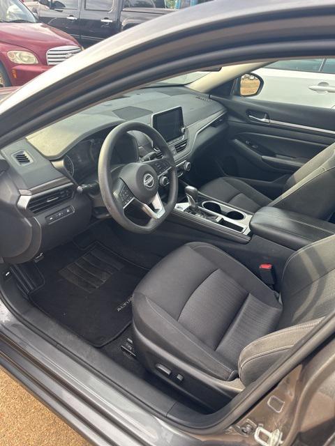 2023 Nissan Altima SV FWD