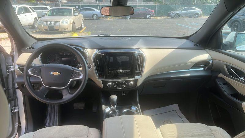 2022 Chevrolet Traverse AWD 1FL