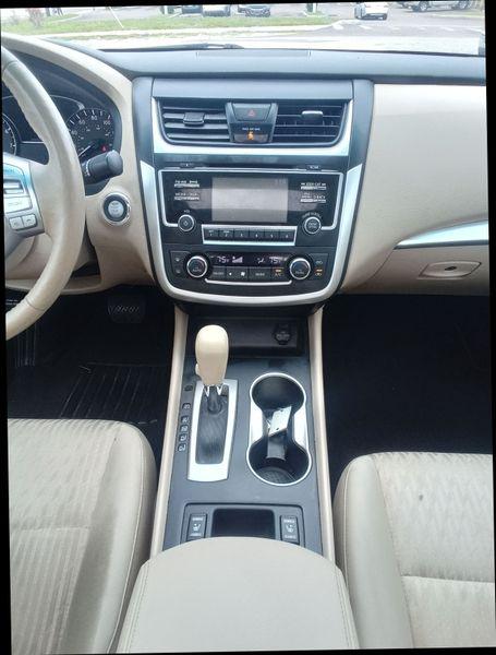 2017 Nissan Altima 2.5 SV