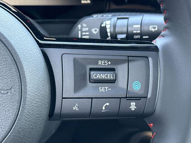 2025 Nissan Kicks SR Intelligent AWD
