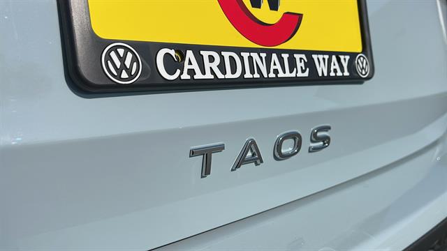 2025 Volkswagen Taos 1.5T SE