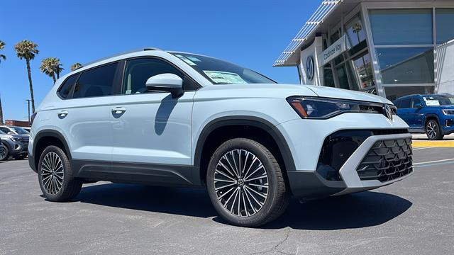 2025 Volkswagen Taos 1.5T SE for sale in Corona, CA