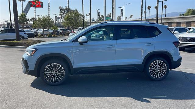 2025 Volkswagen Taos 1.5T SE