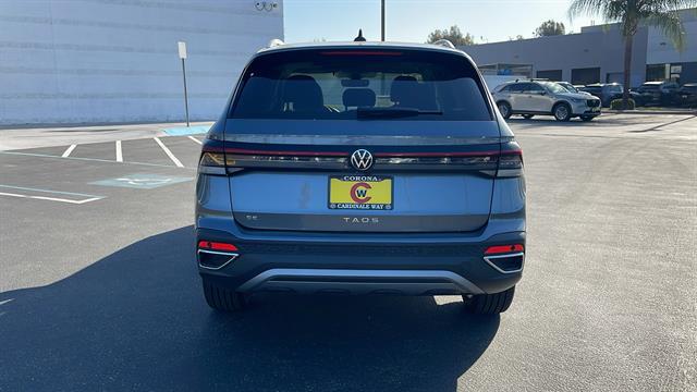 2025 Volkswagen Taos 1.5T SE