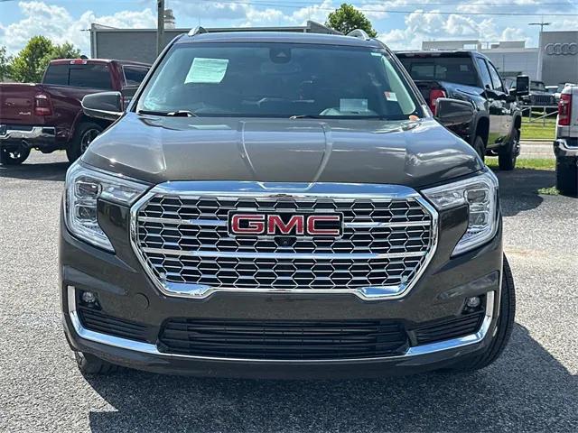 2024 GMC Terrain AWD Denali