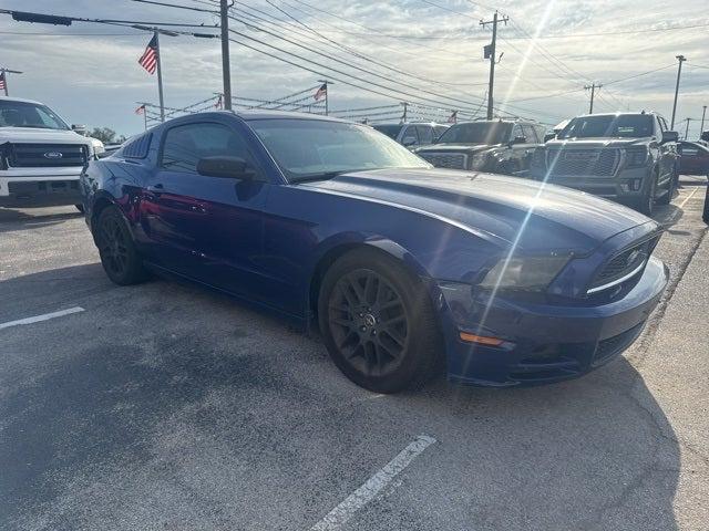 2014 Ford Mustang V6 2014 Ford Mustang V6