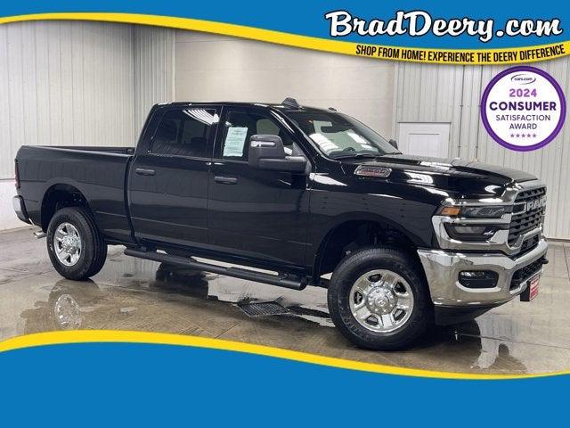 2025 RAM 2500 Tradesman Crew Cab 4x4 64 Box