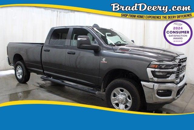 2025 RAM 2500 Tradesman Crew Cab 4x4 8 Box