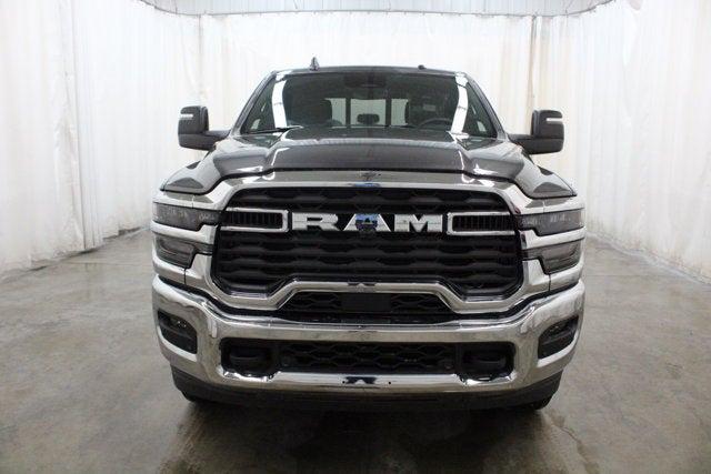2025 RAM 2500 Tradesman Crew Cab 4x4 8 Box