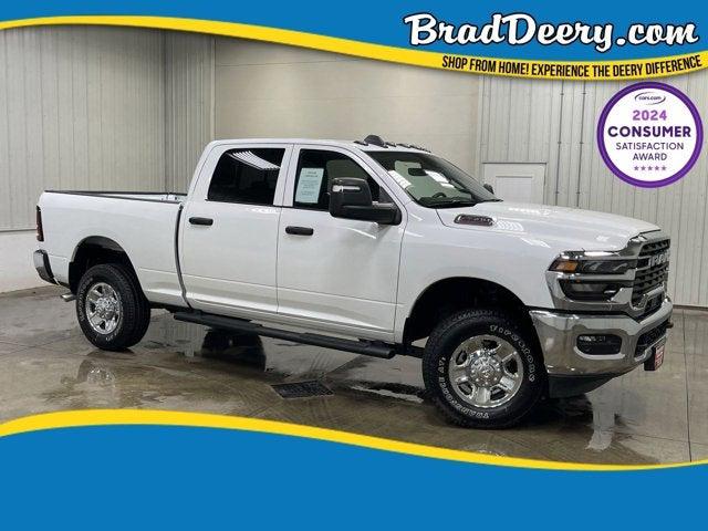 2025 RAM 2500 Tradesman Crew Cab 4x4 64 Box
