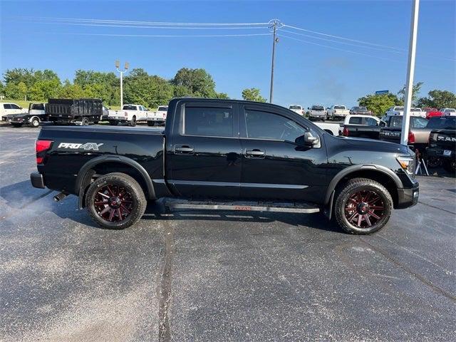 2024 Nissan TITAN Crew Cab PRO-4X 4x4