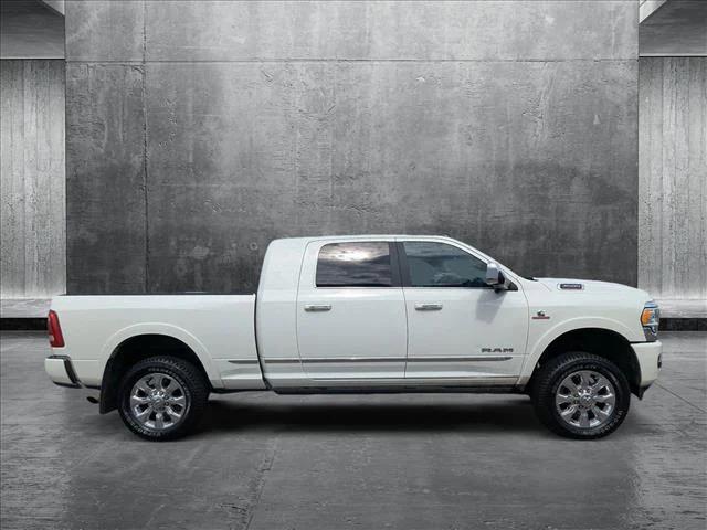 2022 RAM 3500 Limited Mega Cab 4x4 64 Box