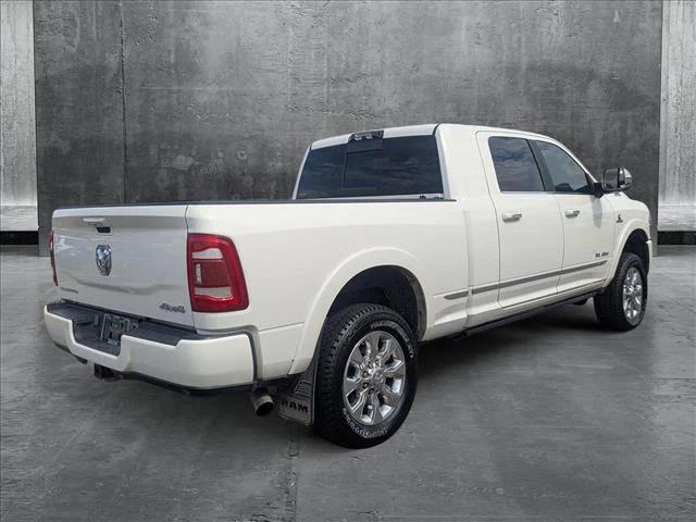 2022 RAM 3500 Limited Mega Cab 4x4 64 Box