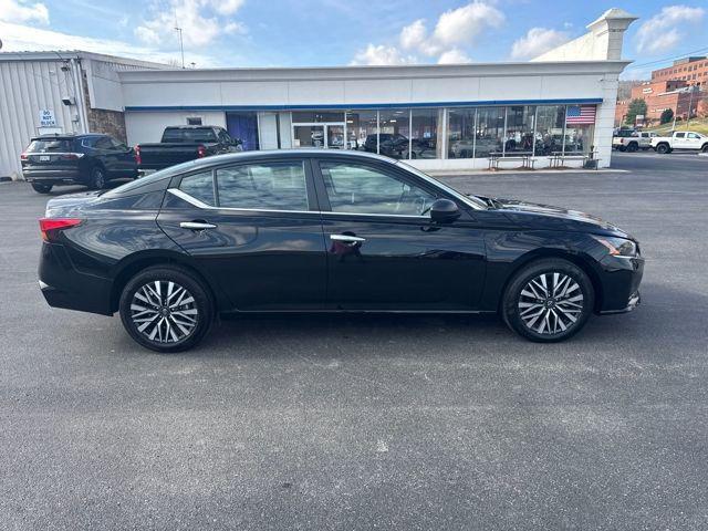 2025 Nissan Altima SV AWD
