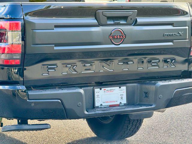 2025 Nissan Frontier Crew Cab PRO-X 4x2