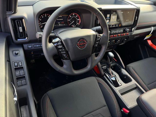2025 Nissan Frontier Crew Cab PRO-X 4x2