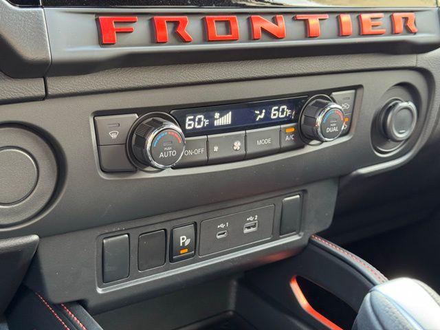 2025 Nissan Frontier Crew Cab PRO-X 4x2