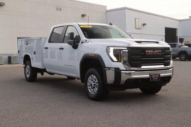 2025 GMC Sierra 2500HD 4WD Crew Cab Long Bed Pro