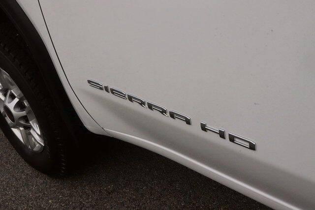 2025 GMC Sierra 2500HD 4WD Crew Cab Long Bed Pro