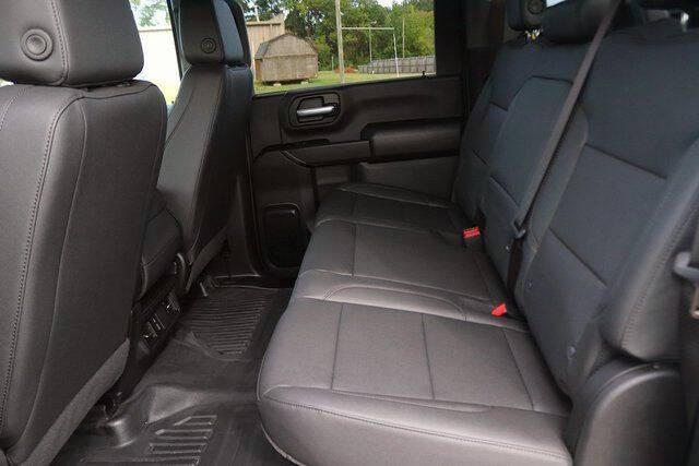 2025 GMC Sierra 2500HD 4WD Crew Cab Long Bed Pro