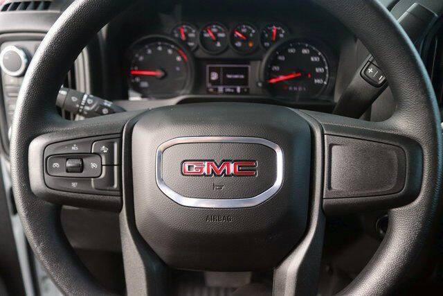 2025 GMC Sierra 2500HD 4WD Crew Cab Long Bed Pro