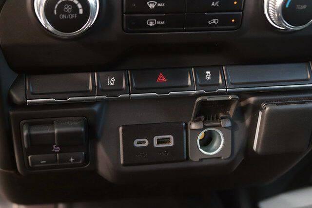 2025 GMC Sierra 2500HD 4WD Crew Cab Long Bed Pro