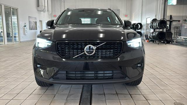 2026 Volvo XC40 B5 Ultra