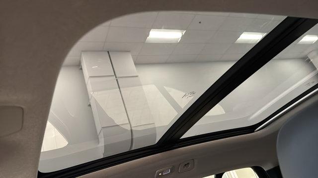 2026 Volvo XC40 B5 Ultra