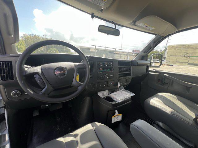 2025 GMC Savana Cargo RWD 2500 Regular Wheelbase Work Van