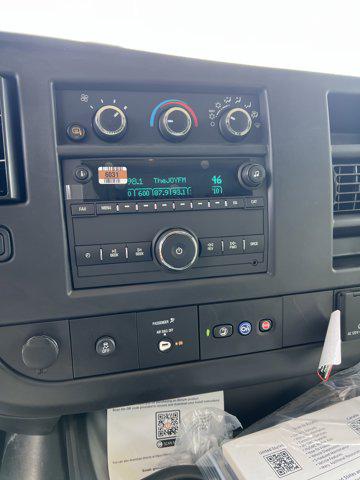 2025 GMC Savana Cargo RWD 2500 Regular Wheelbase Work Van