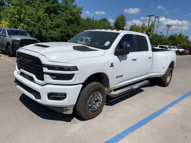 2026 RAM Ram 3500 RAM 3500 LARAMIE CREW CAB 4X4 8 BOX