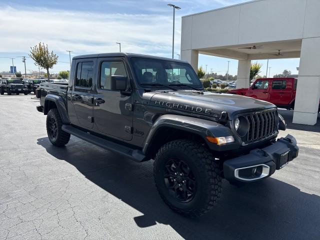 2025 Jeep Gladiator GLADIATOR HIGH TIDE 4X4 2025 Jeep Gladiator GLADIATOR HIGH TIDE 4X4