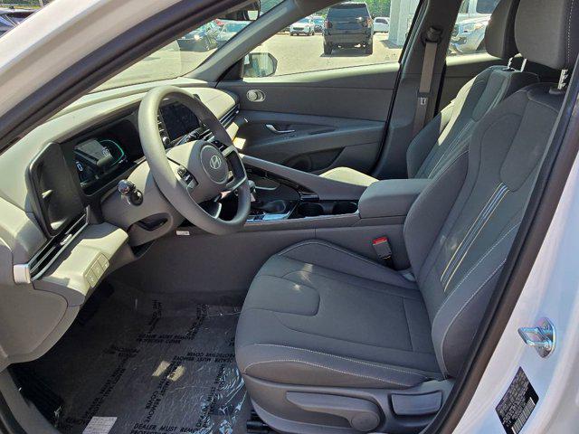 2025 Hyundai Elantra Blue - Photo 9