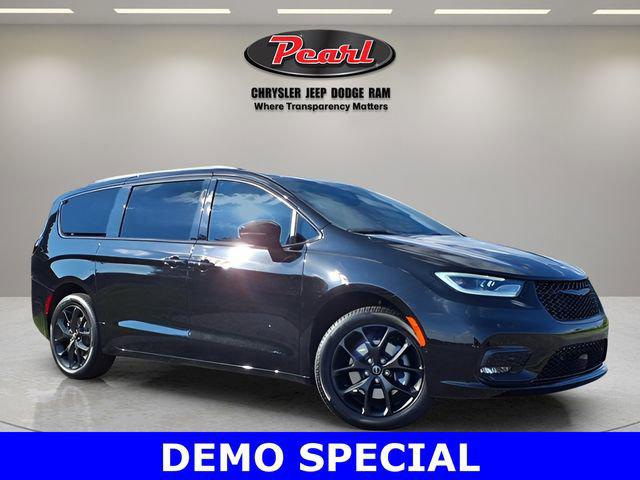 2026 Chrysler Pacifica PACIFICA LIMITED AWD
