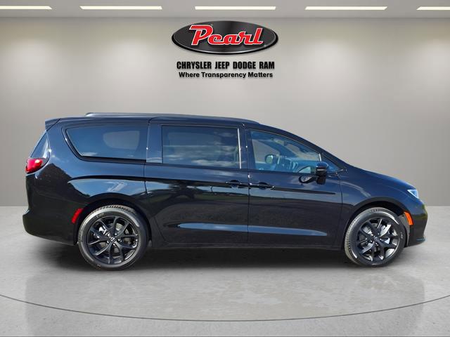 2026 Chrysler Pacifica PACIFICA LIMITED AWD