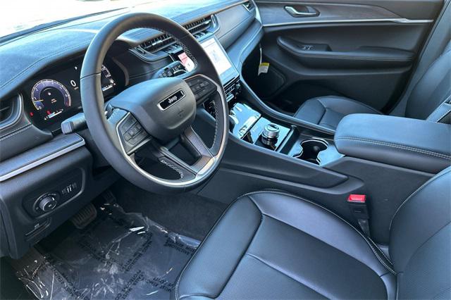 2025 Jeep Grand Cherokee GRAND CHEROKEE L LIMITED 4X2