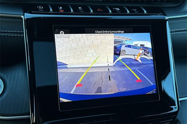 2025 Jeep Grand Cherokee GRAND CHEROKEE L LAREDO X 4X4