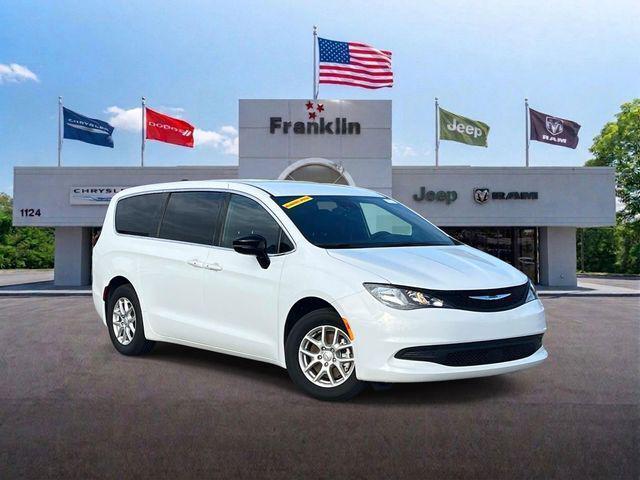 2026 Chrysler Voyager VOYAGER LX