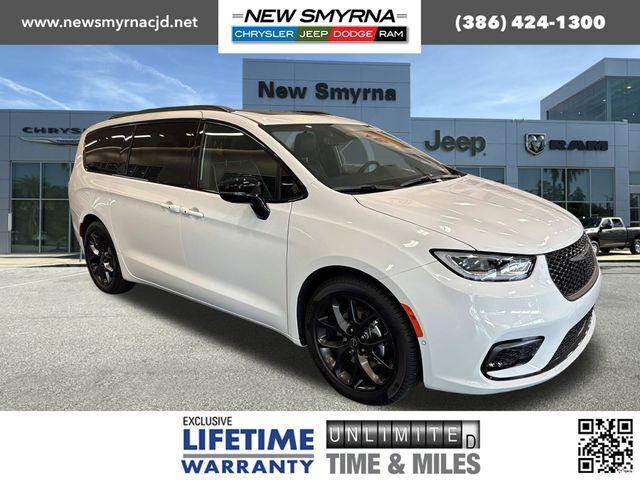 2026 Chrysler Pacifica PACIFICA LIMITED
