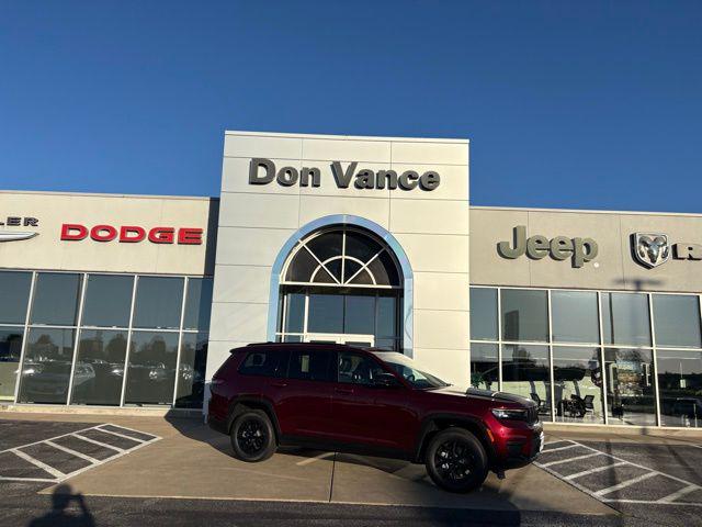 2025 Jeep Grand Cherokee GRAND CHEROKEE L ALTITUDE X 4X4