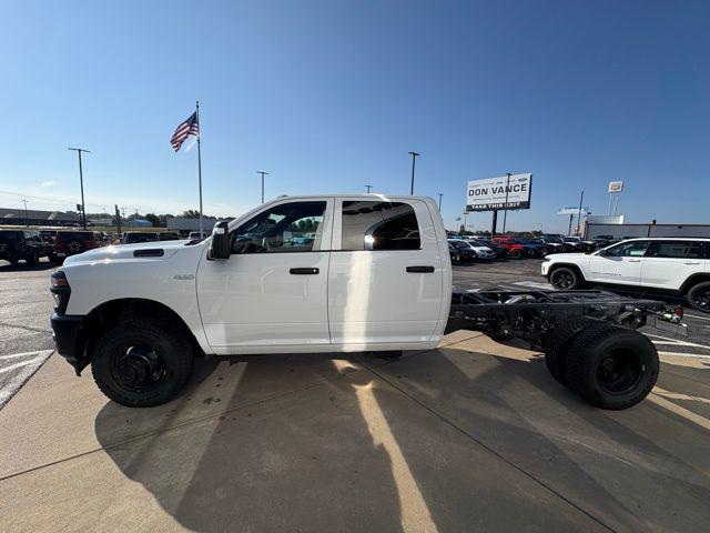 2026 RAM Ram 3500 Chassis Cab RAM 3500 TRADESMAN CREW CAB CHASSIS 4X4 60 CA 2026 RAM Ram 3500 Chassis Cab RAM 3500 TRADESMAN CREW CAB CHASSIS 4X4 60 CA