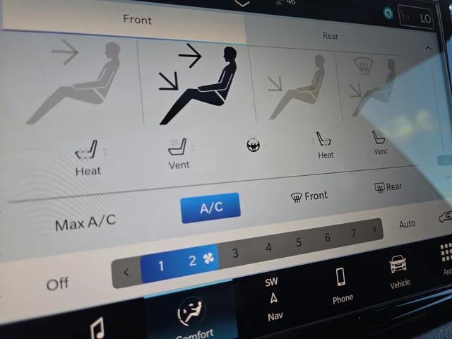2026 Chrysler Pacifica Limited AWD