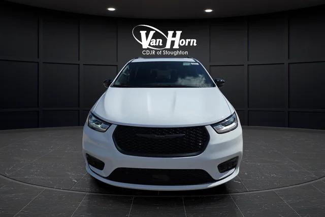 2026 Chrysler Pacifica Limited AWD