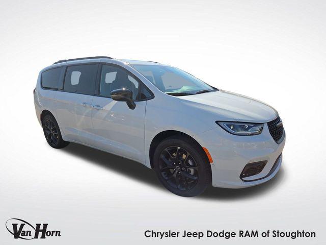 2026 Chrysler Pacifica PACIFICA LIMITED AWD